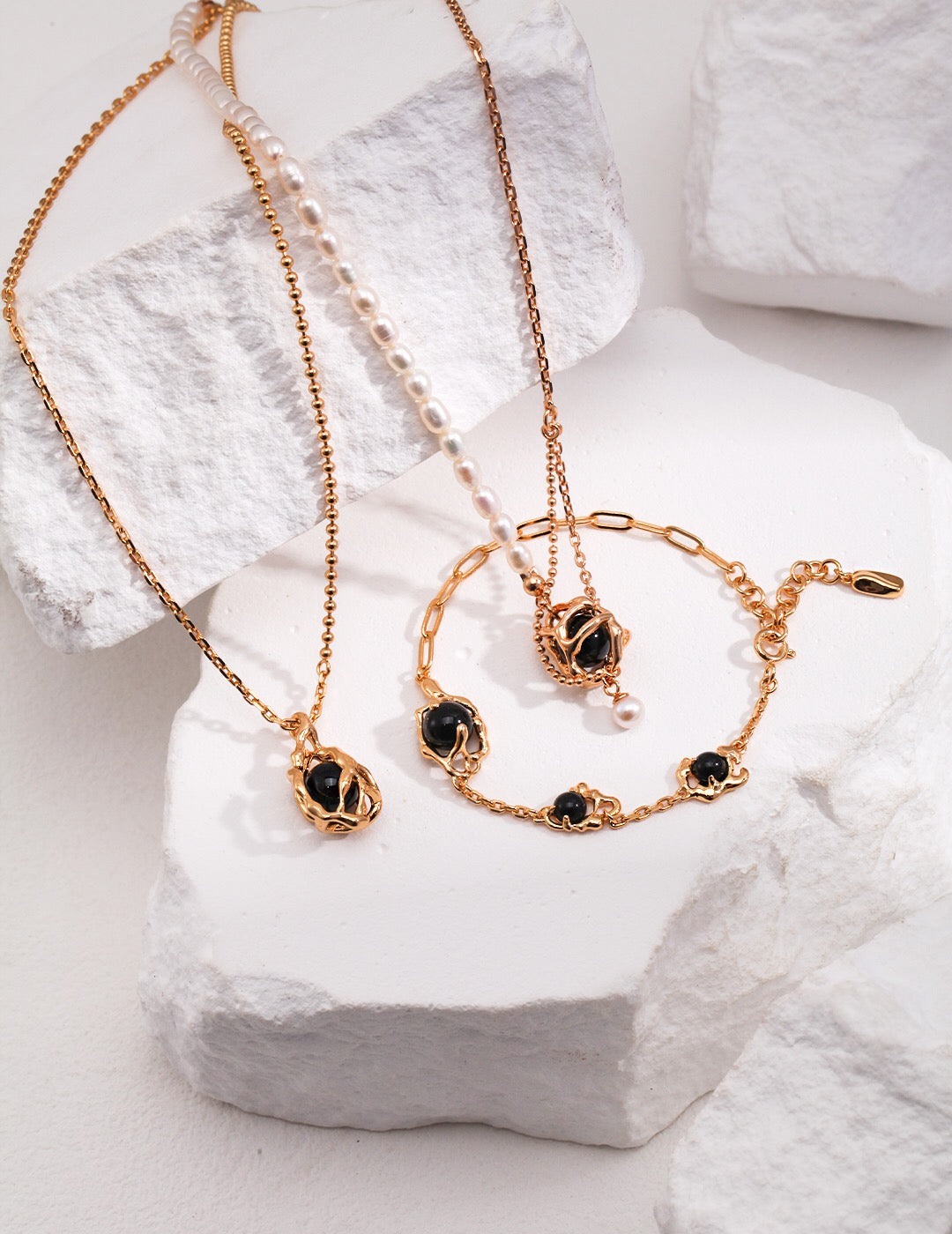 Black Onyx Pendant Necklace